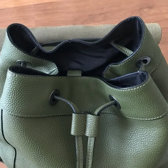 Coach Hudson Leather Backpack, Olive Green, F36811 - Picture 9 of 16